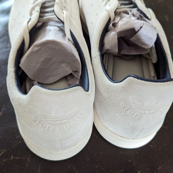 Barneys NY Adidas Stan Smith in White/Cream Suede - Picture 3 of 7